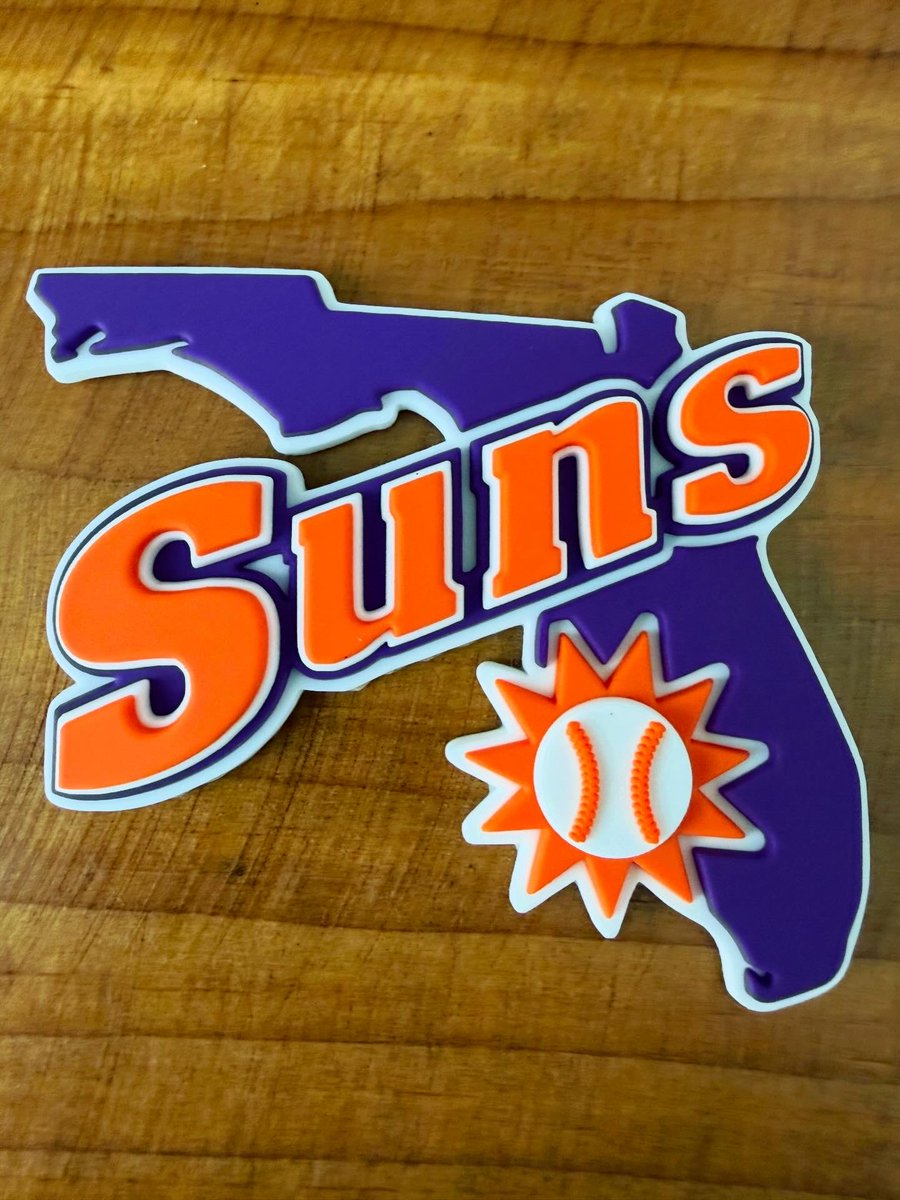 RaisedDecals's tweet photo. Central Florida Suns #raiseddecals #3Ddecals #3Dhelmetdecals #custombaseballgear #baseballdecals https://t.co/nKxmHPgf3W