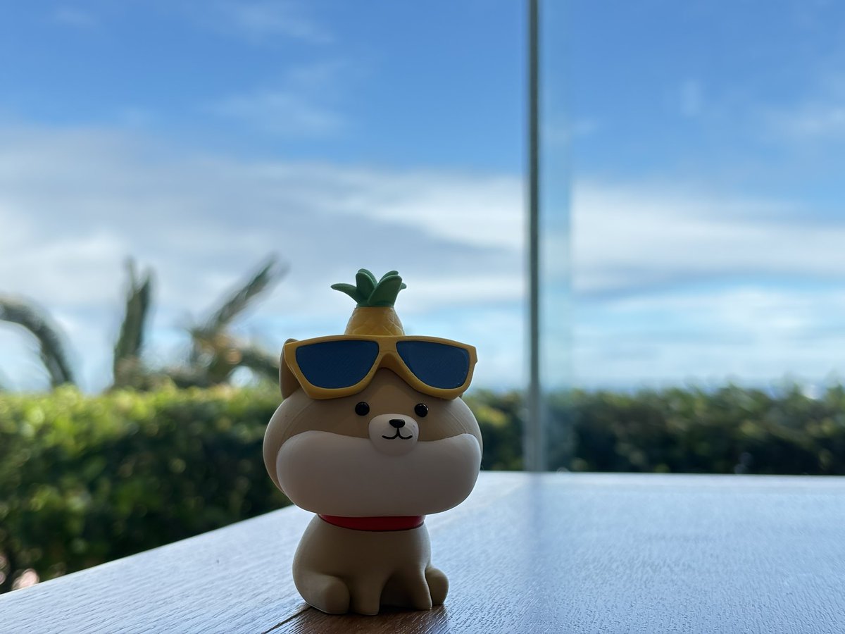 Shiberu_7's tweet photo. おはよー。
今日はいい天気☀️ https://t.co/xLMN8bKblc