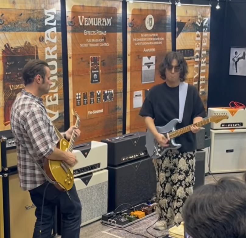 soundmesse's tweet photo. 【デモ演】Two-Rock / Divided by 13 / Vemuram 菰口雄矢・Eli Lester (Two-Rock)
▶️ https://t.co/XAazo1QFzx
@Yuya_Komoguchi
@TwoRockAmps
@dividedby13
@VEMURAM_Pedals
#サウンドメッセ #soundmesse #vemuram #菰口雄矢 https://t.co/hN43pwNi5B