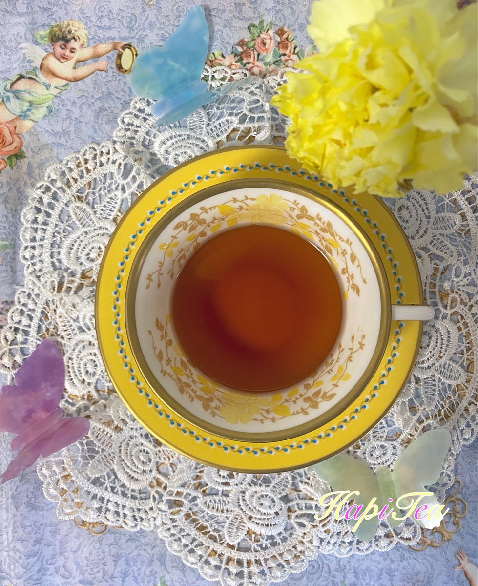 hapi_tea's tweet photo. おはようございます
今朝のティータイム🫖
🟡HapiTea 白桃&ジャスミン
強い日差しが和らぐ曇り空
月末進行と暑さ
気持ちばかり焦っても
時を刻むはやさは同じ🕰️
適度なティータイムでリラックスして
笑顔で月末を迎えましょうね
皆さま、優しい一日を💐
#HapiTea https://t.co/kOsCp4Ts77