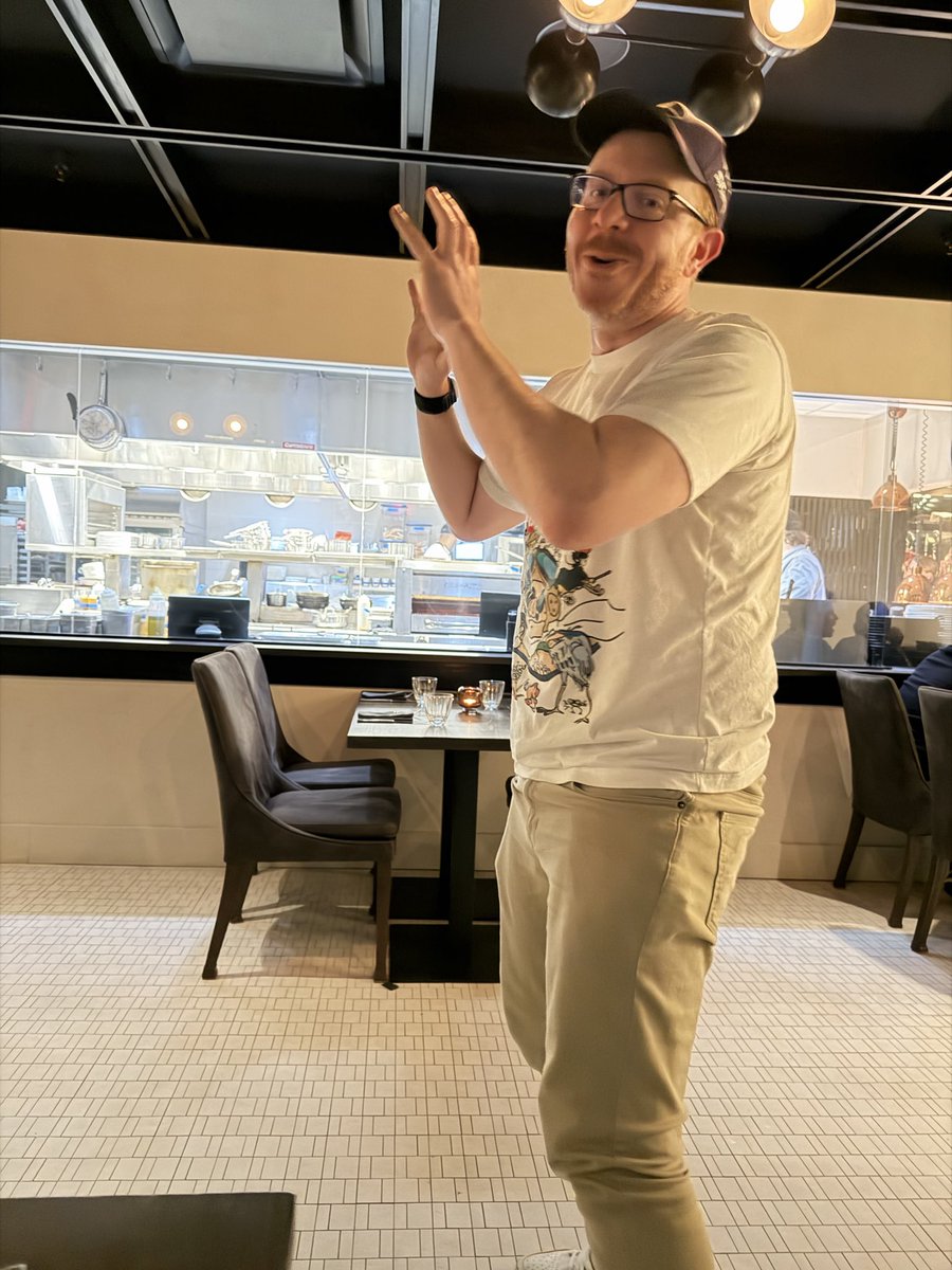 Tofu Chris tweet media