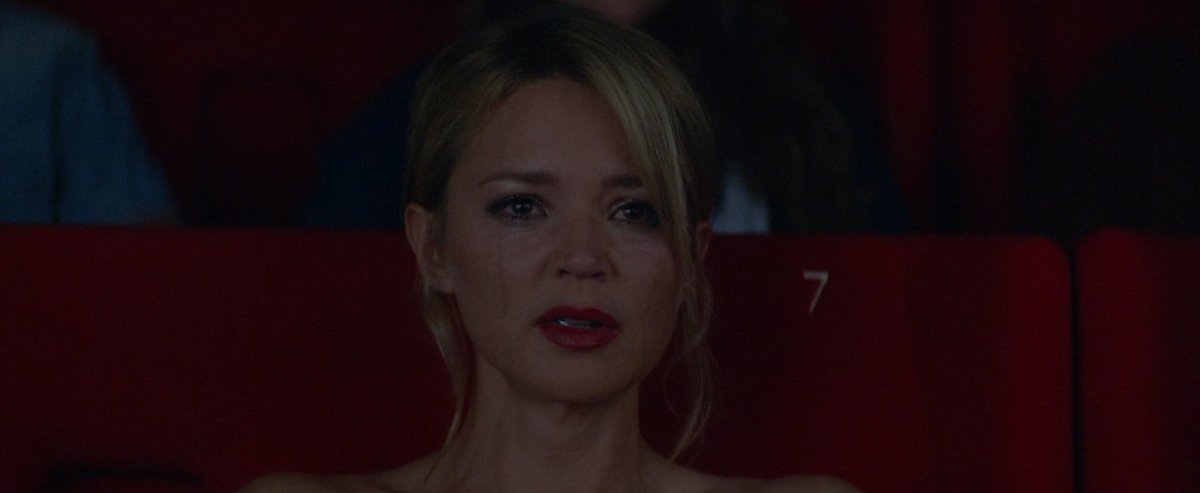 stanwyckstan's tweet photo. Virginie Efira as Sibyl (2019) dir. Justine Triet https://t.co/B6XPp9FmLw