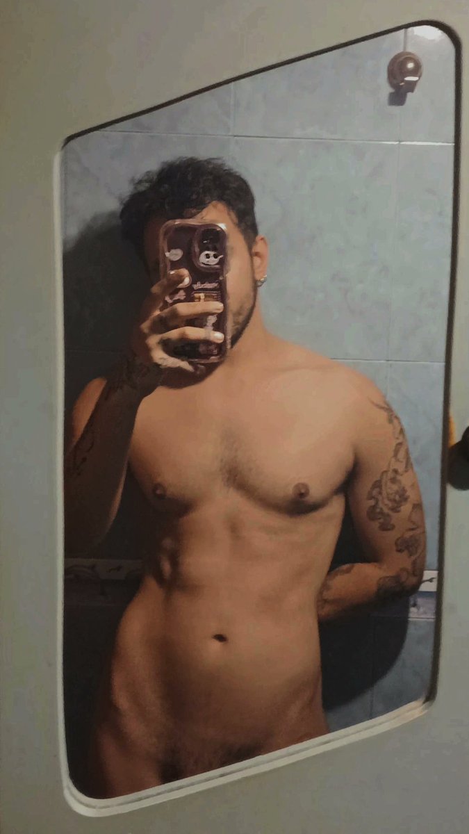 ohmaigoth's tweet photo. Mirror, mirror 🪞 https://t.co/YBcUoZI48L