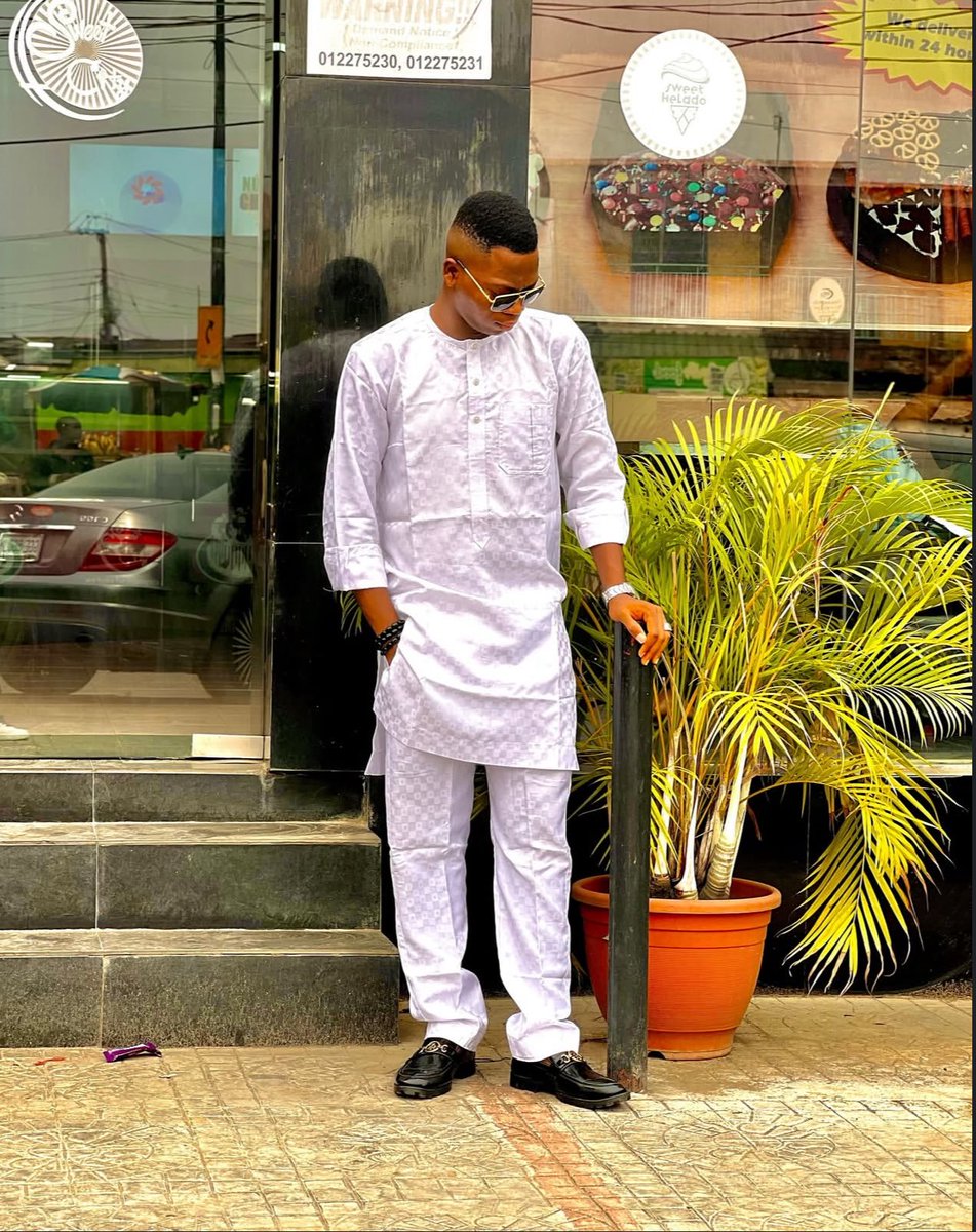 Mideproperties's tweet photo. 365 days of building, thriving, and stepping into rooms only God could have opened the doors to. Today, a new chapter officially begins, and I just want to say: Well done, Ayomide.🥂 https://t.co/7sdE5BkrRu