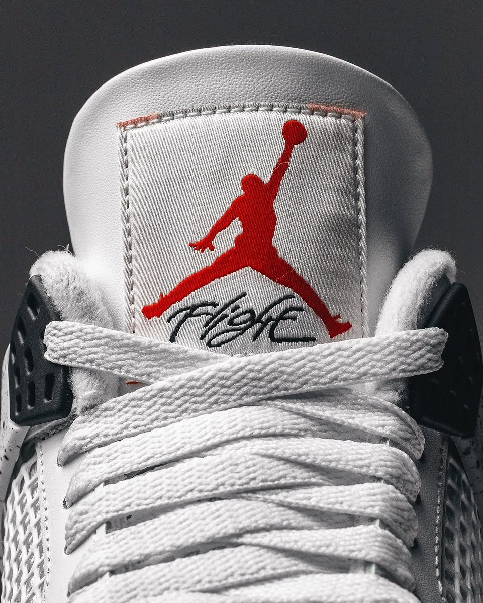 JustFreshKicks's tweet photo. Air Jordan 4 OG "White Cement" (2025) 🐘 https://t.co/TLIpRPqup9