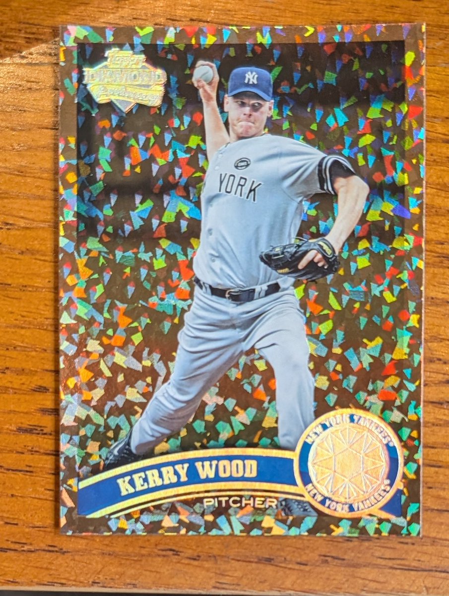 CardsThings's tweet photo. Kerry Wood in a Yankees uniform doesn't sit right with me https://t.co/GnIEJVBD6y