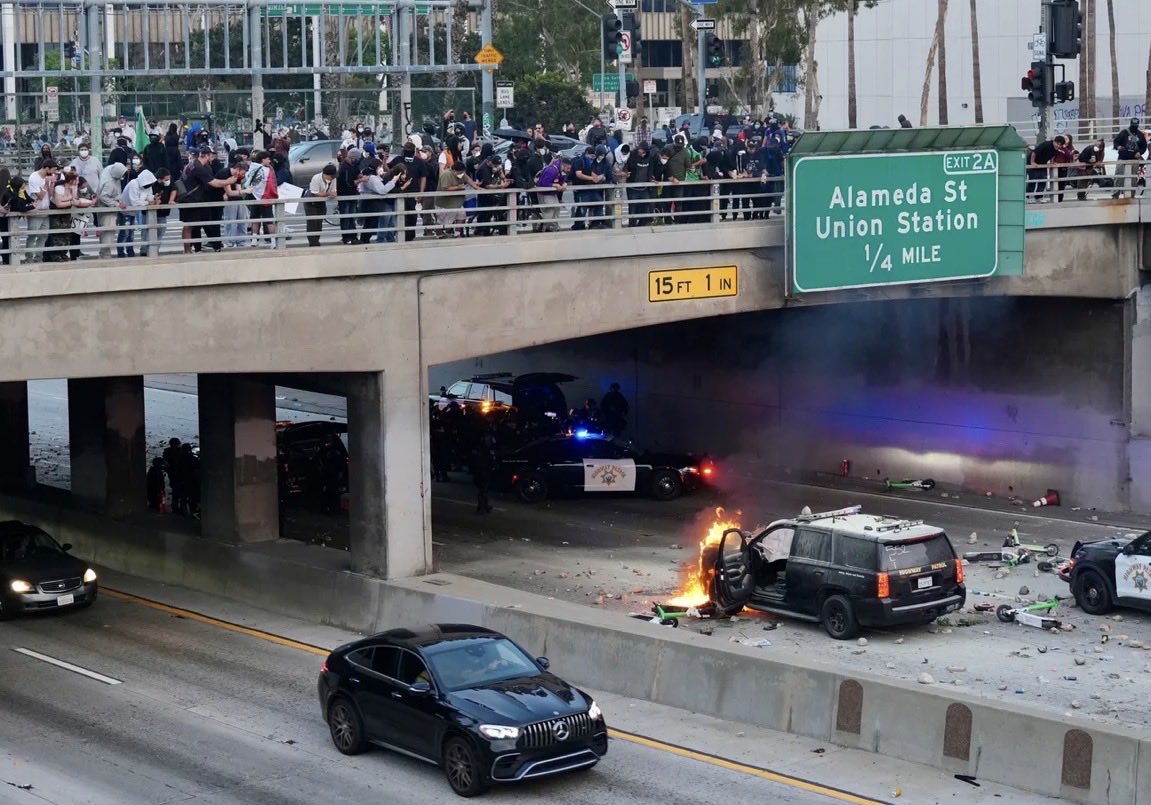 A3HCub's tweet photo. @GavinNewsom Are these people also going to pay 100% in taxes 100%? https://t.co/H6xcgEwjGM