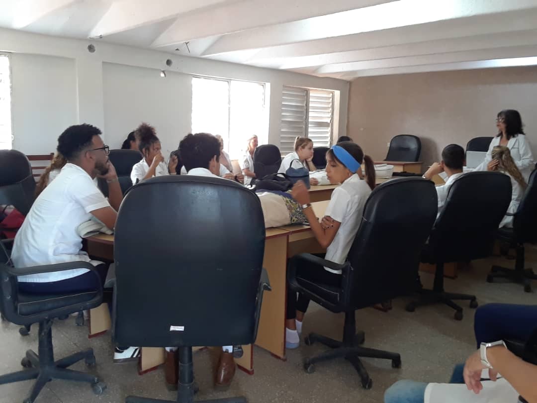 DmsTdadDocencia's tweet photo. Acto de constitución de los tribunales estatales para la carrera de Medicina y SIS en sede universitaria Trinidad @CaracuseyVdam @ClinicaDocente @docencia_salud https://t.co/Gm8QuPDvwR
