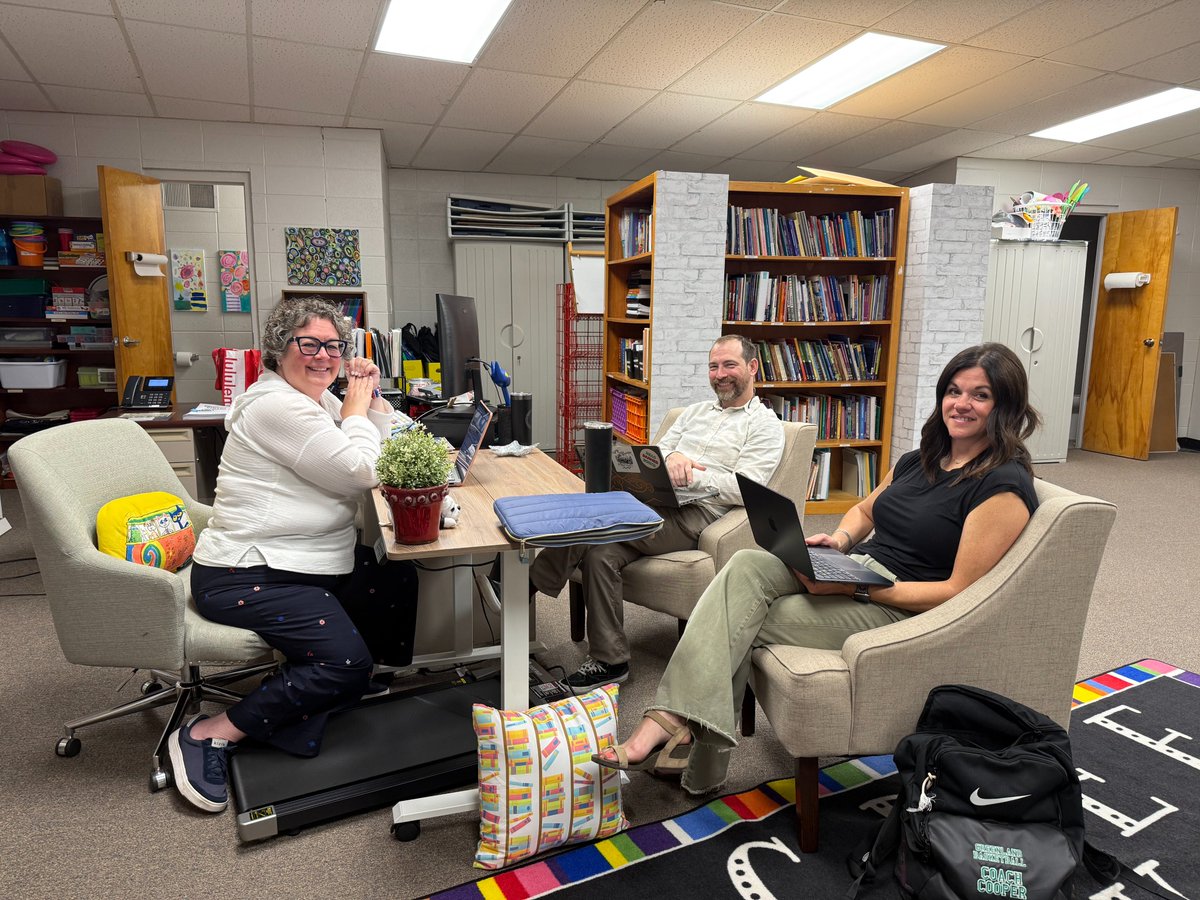 NWAESC's tweet photo. Dyslexia Specialist, Natalie Williams, providing technical support with @GR8Day2BaPirate Dyslexia Coordinator, Garth Owens and RTI Coordinator, Mindy Cooper. https://t.co/LhiiQZrnzI