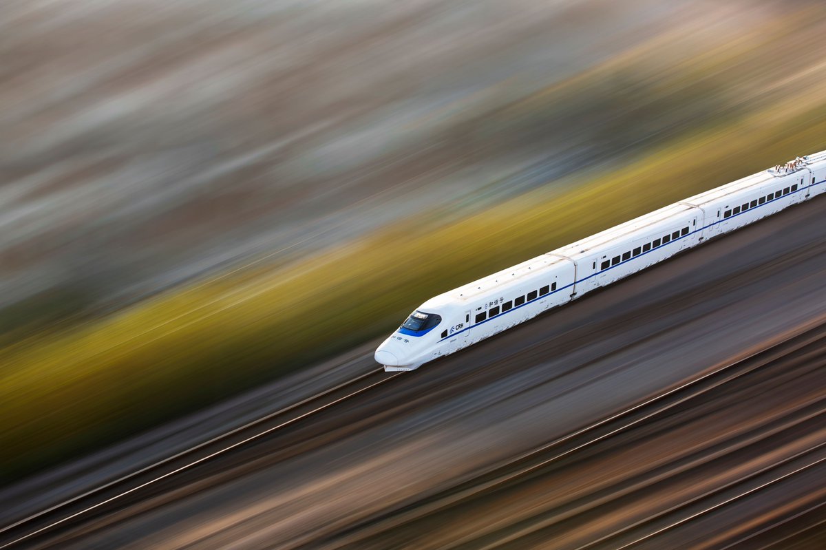 BuyEnglishMade's tweet photo. Britain built the world’s first commercial Maglev line.

Birmingham Airport, 1984.

A driverless train floated above the track between the airport and railway station.

Then we shut it down in 1995.

Shanghai now does 30km to its airport in around 8 minutes.

Britain has no commercial Maglev line.

We didn’t miss the future.
We built it first, then walked away.