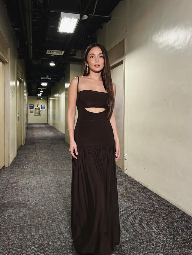 ElPal11's tweet photo. Vote for Kathryn Bernardo – PHILIPPINES 🇵🇭 in Most Beautiful Woman In The World 2026. #7 with 75,623 Votes (4.53%). Share this. Let's push higher. https://t.co/c7hh9fkO8O https://t.co/iOxuz55thv