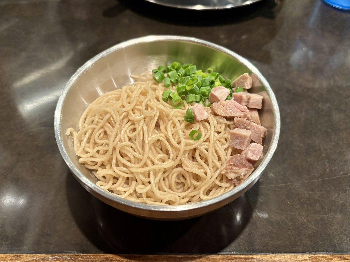 仁(8068) tweet media