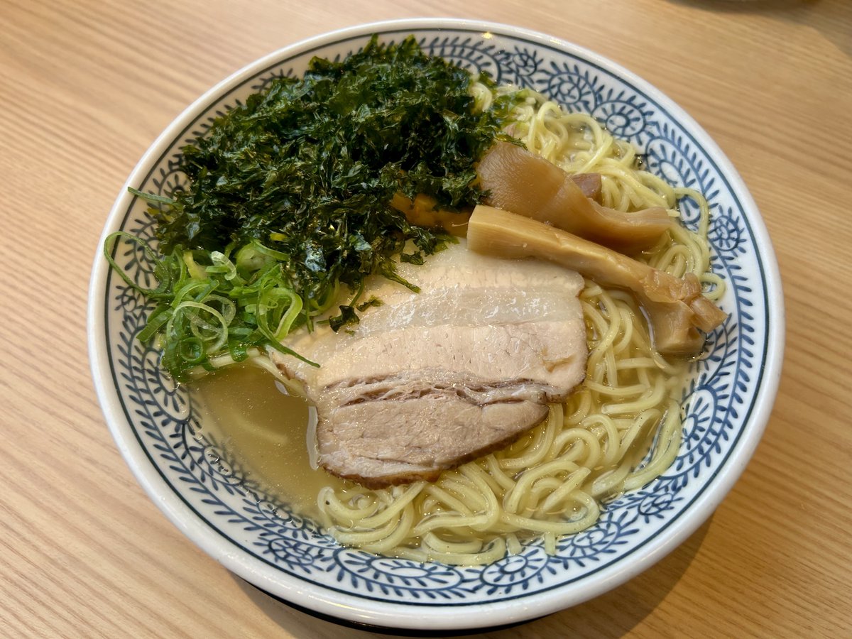 UAevic's tweet photo. おはようございます！

先日いただいたノリ塩ラーメン🍜
本当にいつ食べてもおいしい安心の味です。

今日も一日頑張りましょう！💪✨

#企業公式相互フォロー
#企業公式春のフォロー祭り
#企業公式ランチ https://t.co/DxX2uaBo5D