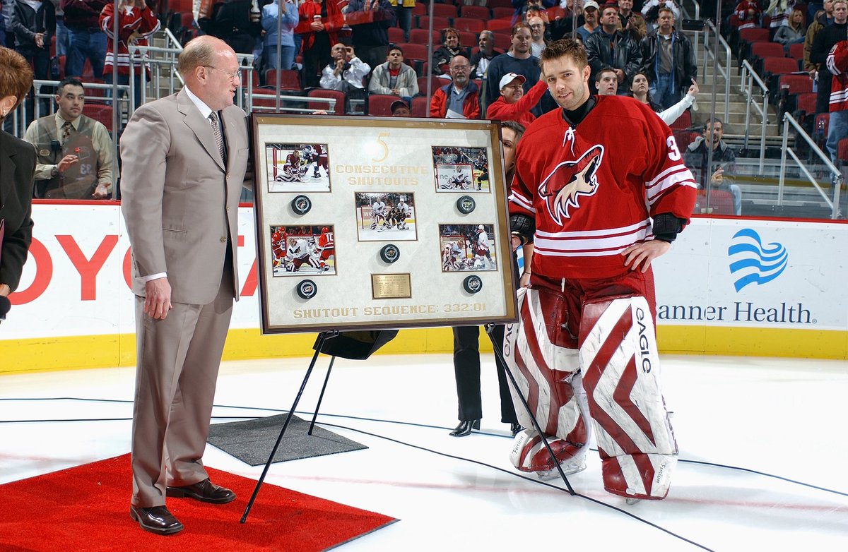 dayngls's tweet photo. @Bickley_Marotta The modern day shutout streak held by Brian Boucher at 332 minutes. https://t.co/5acjX9hvAD