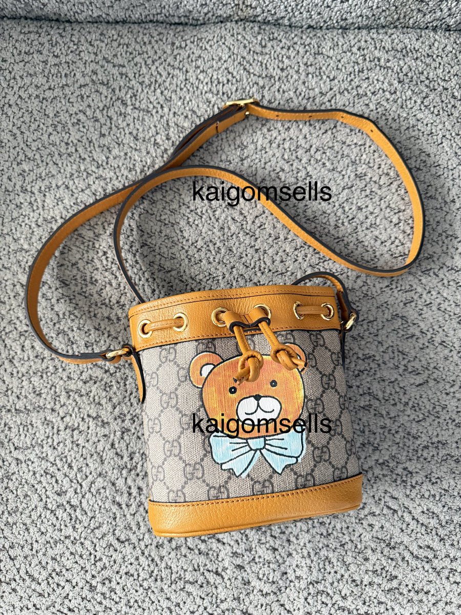 kaigomsells's tweet photo. WTS LFB EXO KAI PH GUCCI

Gucci x Kai Capsule Collection

KAI x Gucci Ophidia Mini Bucket bag

☆ Limited Edition
☆ no inclusions but guaranteed authentic
☆ LBC/SDD/Meet up (manila) 
☆ DM for price!

t. kai exo ph jongin gucci https://t.co/Rf7DEwFdcV