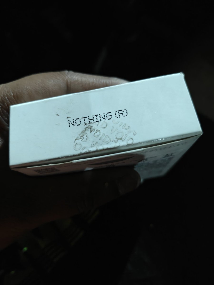 aditrans94's tweet photo. @SwiggyCares Images and video attached. The seal wasnt there. The delivery guy asked me to come downstairs to take the order and did not even wait for me to check it. He said he had someone at the hospital. That's why i shared the OTP with him and he went off. And i got this for being a human https://t.co/SOwt5VJcaZ