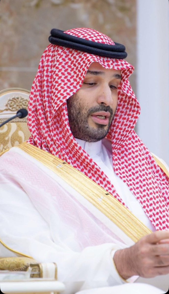khauld511's tweet photo. نيابة عن  #خادم_الحرمين_الشريفين..
سمو   #ولي_العهد يستقبل في الديوان الملكي بقصر منى المهنئين بعيد الأضحى من أصحاب السمو الأمراء ومفتي عام المملكة وأصحاب الفضيلة والمعالي وكبار المدعوين من دول مجلس التعاون وقادة القطاعات العسكرية المشاركة في الحج https://t.co/ZpCkMoVo6D