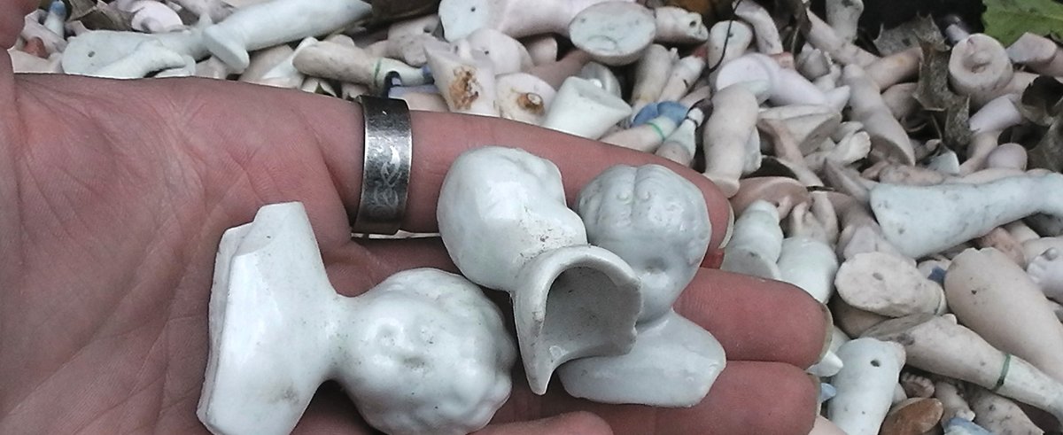 ShabbywonderUk's tweet photo. Sorting a sea of antique German porcelain doll parts in the gorgeous sunshine today! ☀️ From tiny torsos to little limbs, more additions are heading to the shop soon. Perfect for your restoration bench or altered art. 🌿🕯️Shop updates here: https://t.co/sHfJB1Gp9m
#AlteredArt https://t.co/AjW4czYUkv