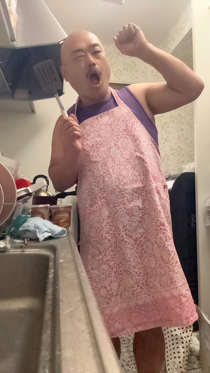 kurochan96wawa's tweet photo. クロちゃんクッキング

ダイエット食を作るしんよー！

#クロちゃん　#クロちゃんクッキング
#お料理 https://t.co/ojZJoJvVWk