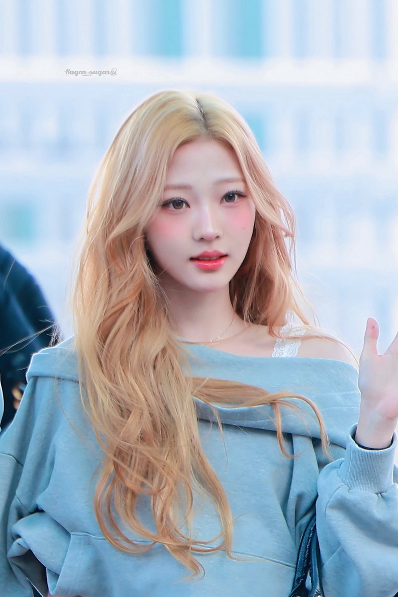 H2Hs_DAHYUN's tweet photo. [#핑크텔라🧁]

텔라의 스타일 어떤데욤?🤭🤭

#Hearts2Hearts #하츠투하츠 #STELLA #스텔라 #ステラ https://t.co/slQWVAnK81