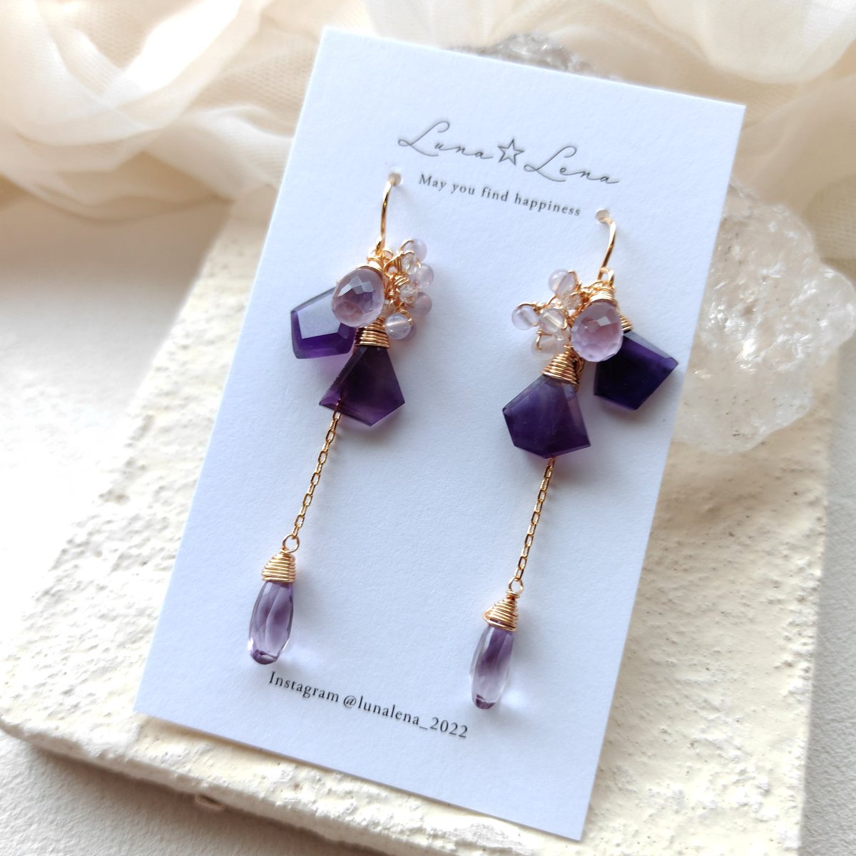 パッと鮮やかな打ち上げ作品 #365DIYtheme 鮮やかカラーの天然石