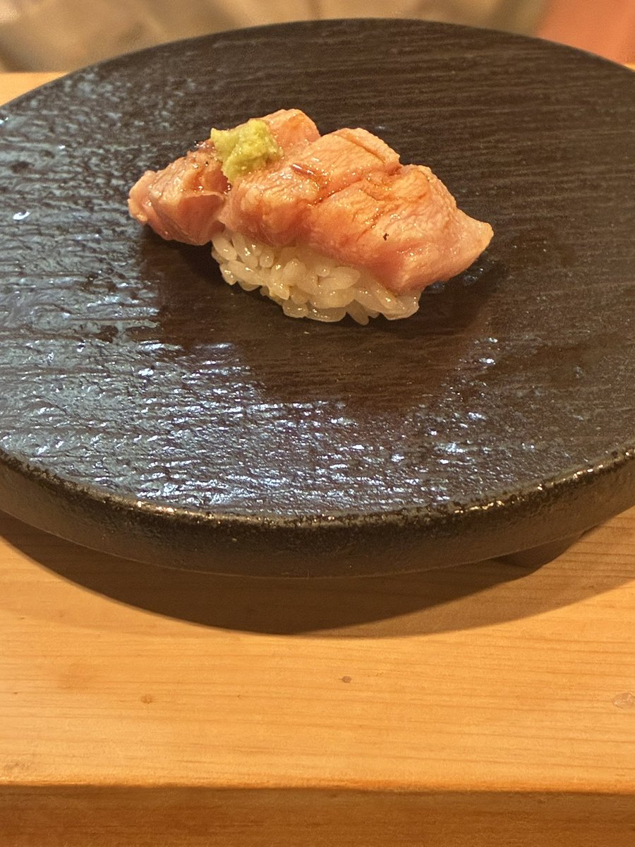 ろんろん tweet media
