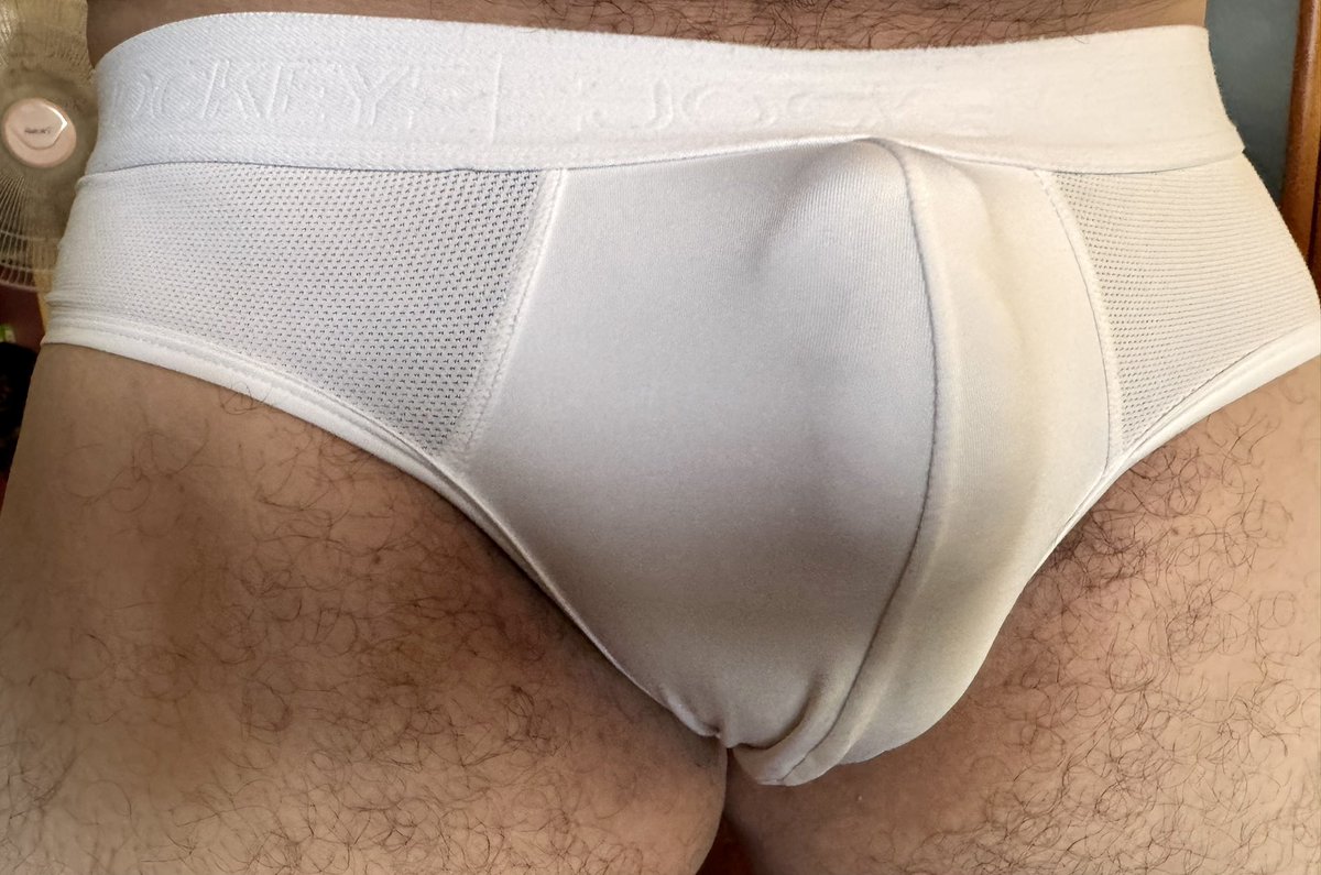 UndyFCK's tweet photo. Hot til sweat 💦💦 https://t.co/FV4j7rghhm