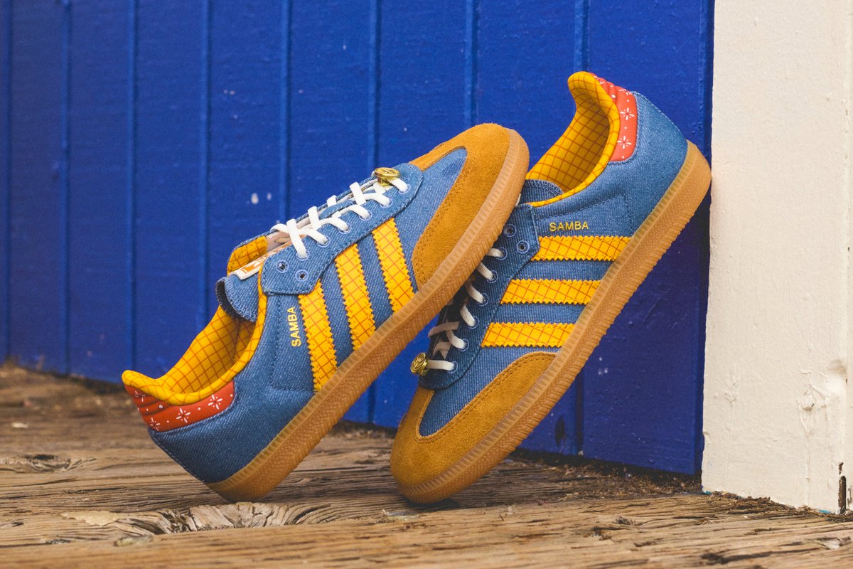 トイ・ストーリー 5枚限定ホロカード 海外 2026年 6/6 発売予定】 Toy Story 5 × adidas Originals (トイ