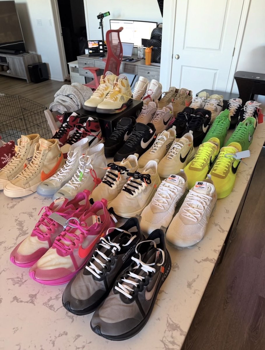 BotterBuilder's tweet photo. When you finally hit a point in your career where you can afford all of your dream shoes. ❤️ This collection… I used to have a few of them… but I dreamed of having them all one day. 

We’re getting close. 🔥 #offwhitenike https://t.co/opkh5fZ1KP