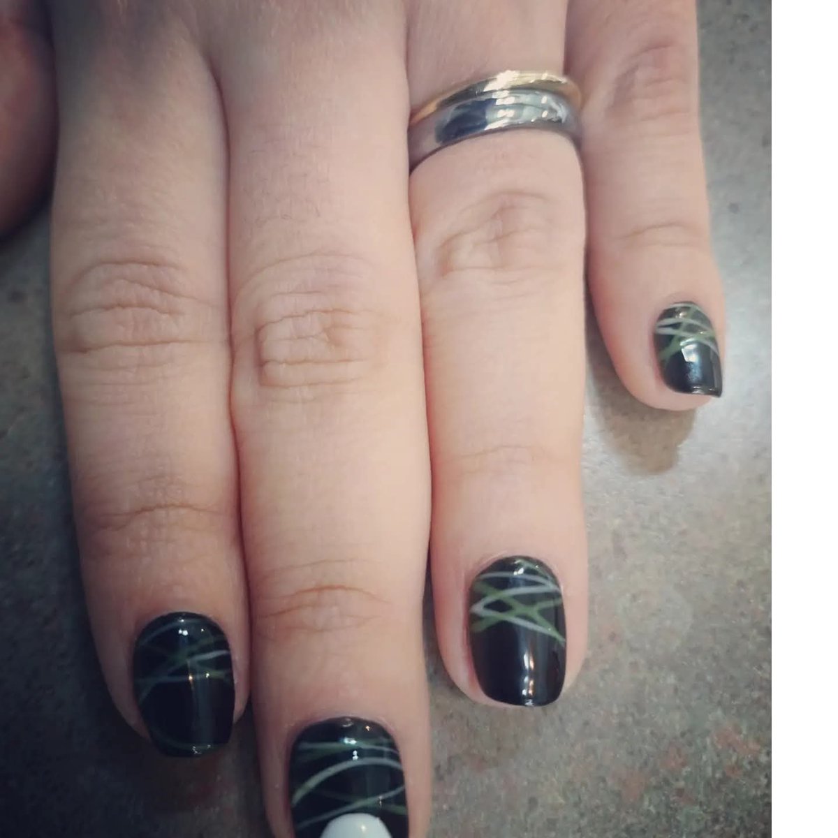 GeeDeth's tweet photo. Strand inspo nails @Destiny2Team @DestinyTheGame @A_dmg04 https://t.co/3Ryy7PKxVK