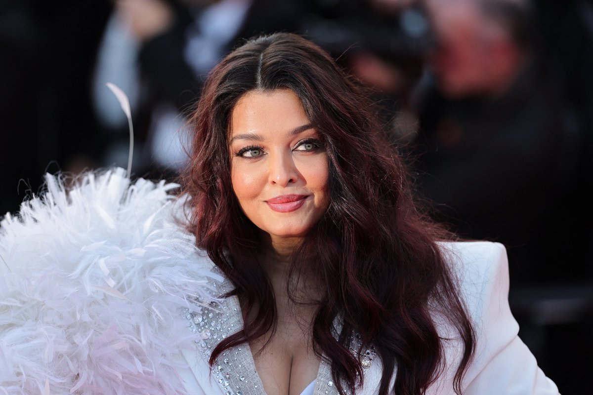 aecshh's tweet photo. #AishwariyaRaiBachchan
 #AishwariyaRai https://t.co/ycnpWQVwBN
