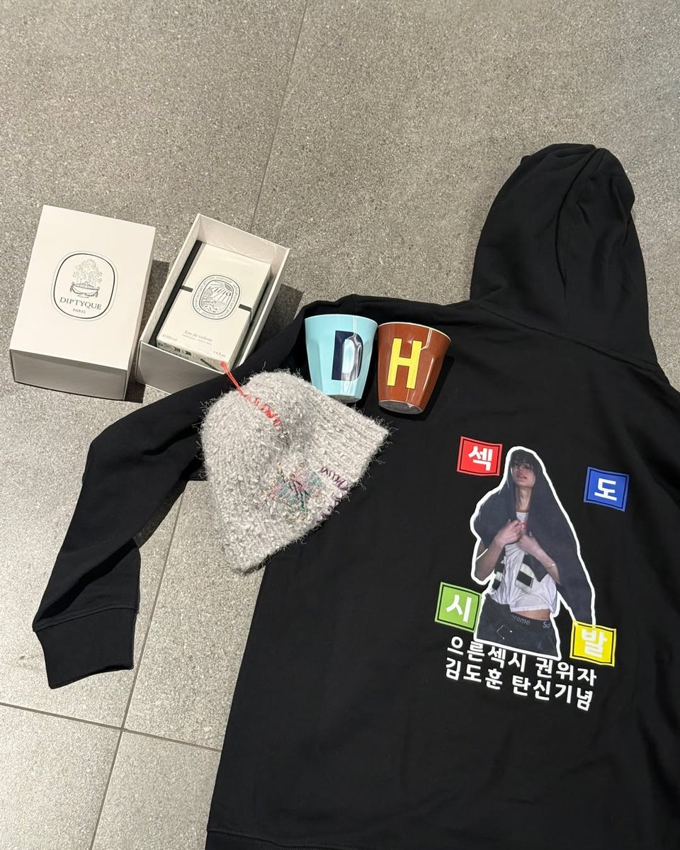 kimsdohoon's tweet photo. A throwback to my birthday this year, which still feels unreal. So many cakes, gifts, wishes at 12 a.m., and people remembering small details about me that I honestly thought no one noticed.. https://t.co/tfYuzMLjvL