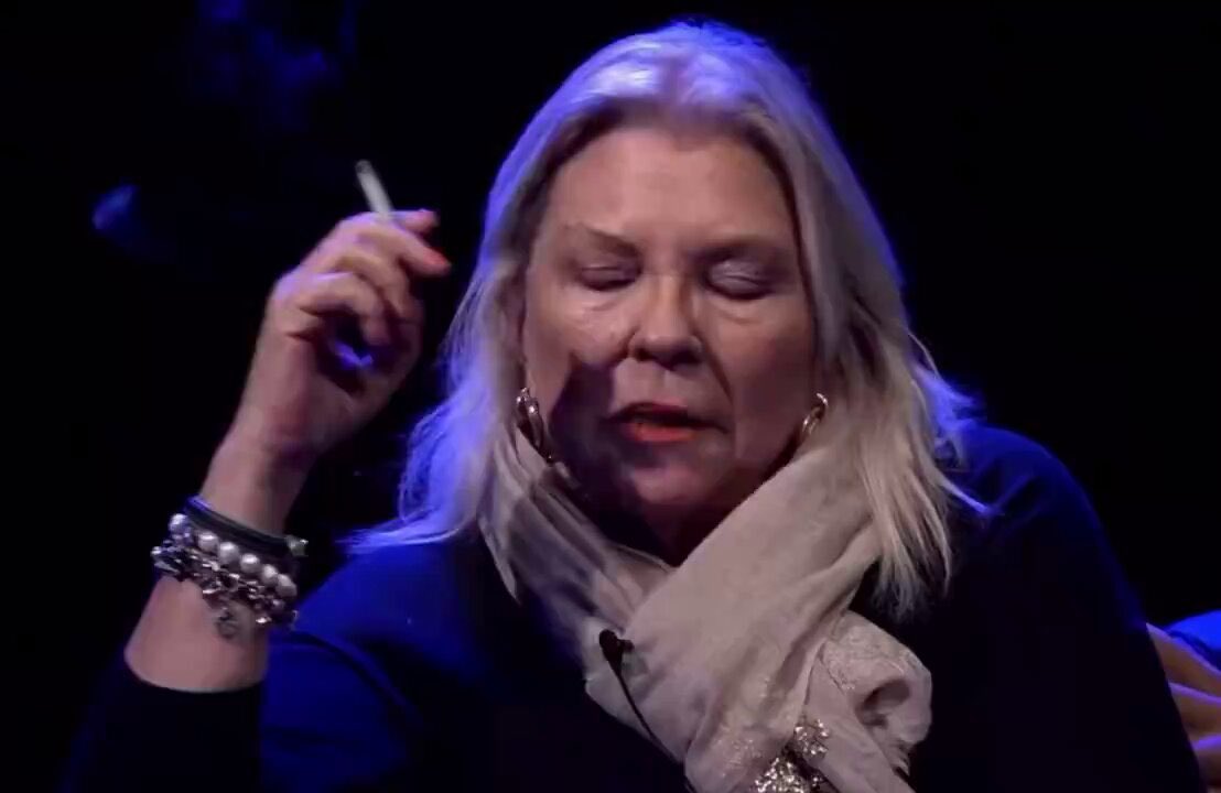 candelinthewind's tweet photo. Internet esperó a que yo estuviera pronta para hacerme saber que una canción de Miranda la escribió juliana gattas sobre PEP GUARDIOLA. https://t.co/il7sUlklwT