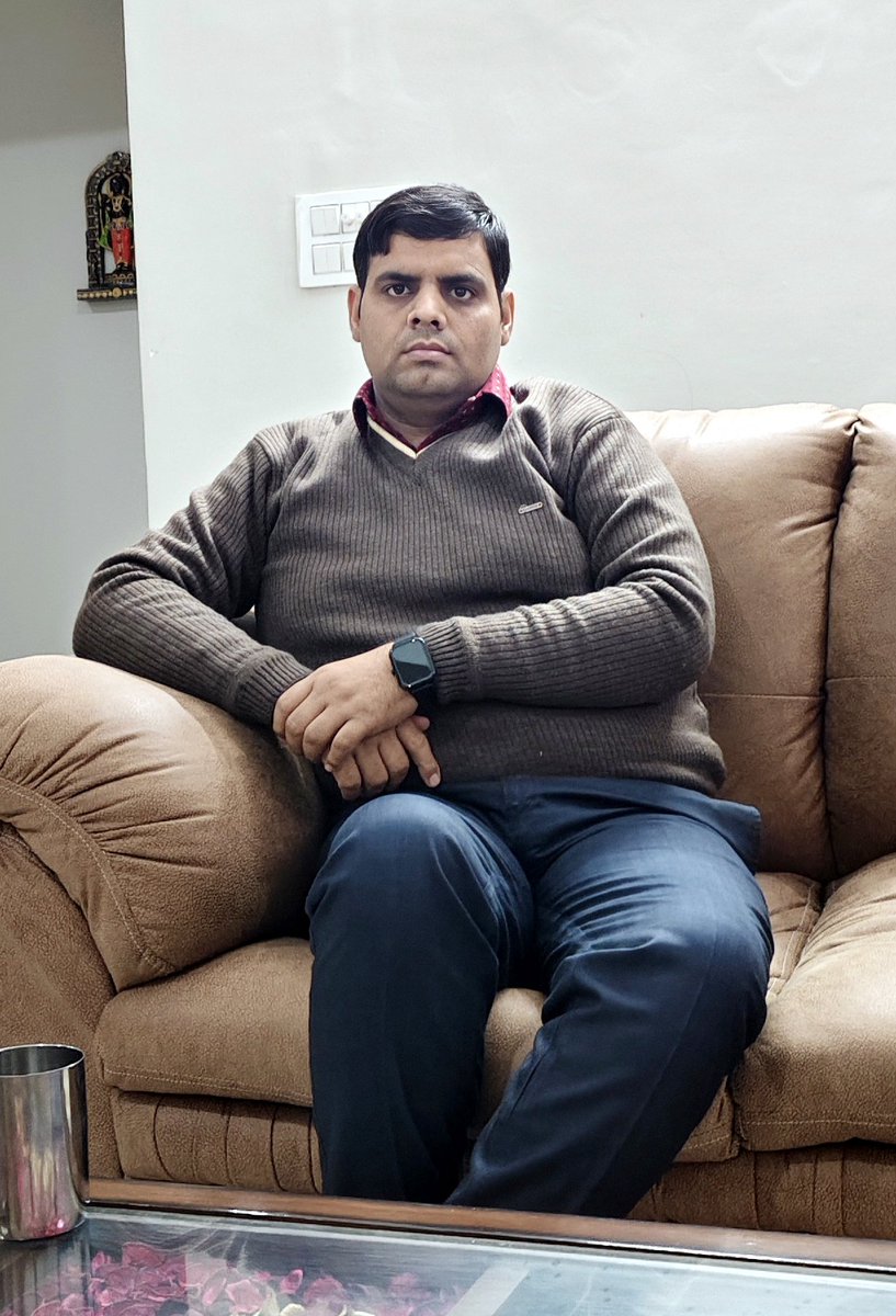 DRVIVEKPRIYAJI's tweet photo. प्यार, भरोसा शब्द दो, मतलब में नज़दीक।
बिना एक के दूसरा, रहता नहीं सटीक।।

#DrVivekPriyaJi #DrVivekPriyaArya  #VivekPriyaArya #viralphoto #tranding #AryaSamaj #Sanatan #SanskarJagratiMission #SanatanDharma https://t.co/YH2Tsj2nZL