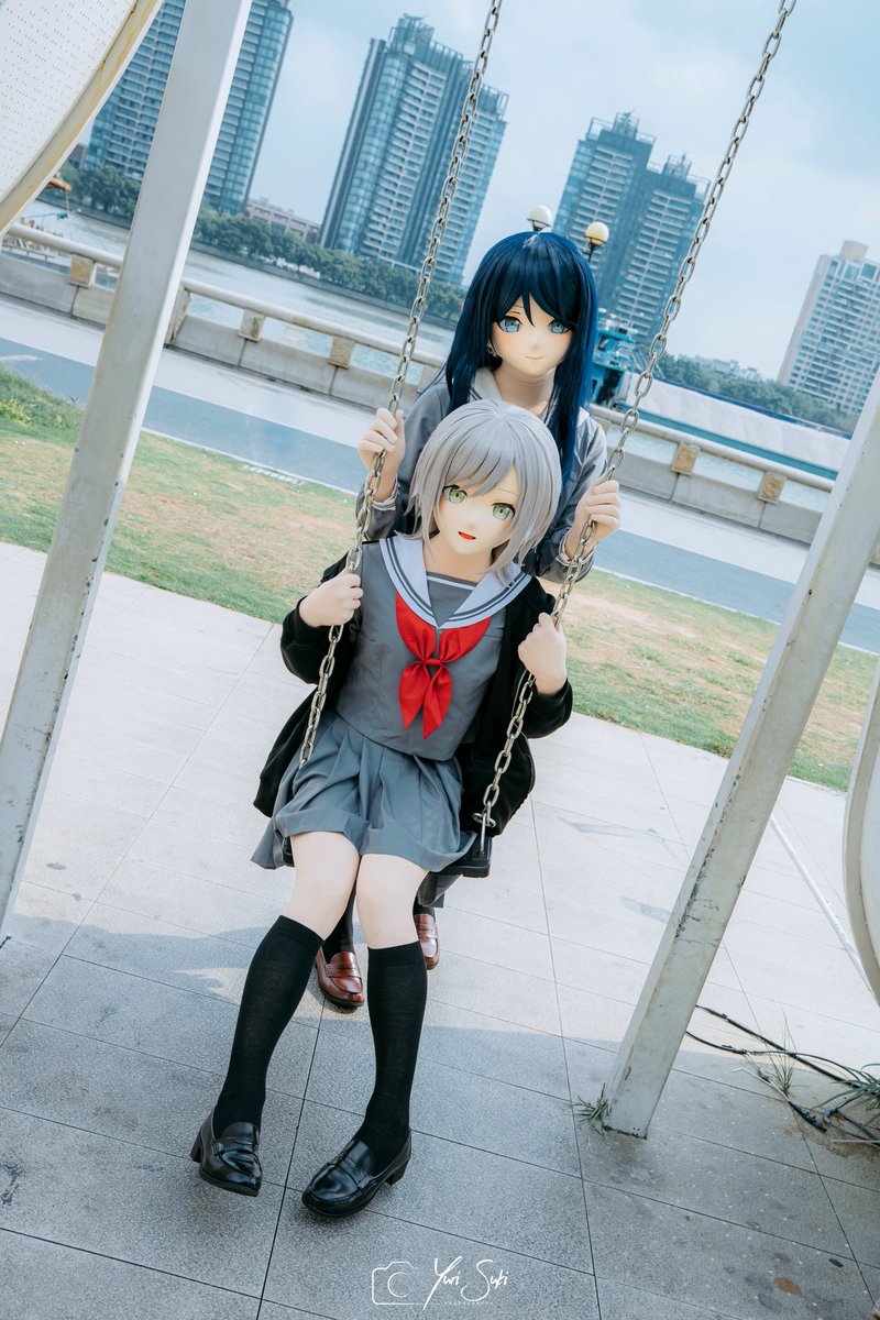 biandapiaoliang's tweet photo. 秋千～
⭐:@Jackieee_Lee 
📷:@YuriSuki2233  @RingGoLingGo 
＃kigurumi #leoneed  #pjsk 
＃星乃一歌 ＃日野森志歩 https://t.co/08DeuhL3MB