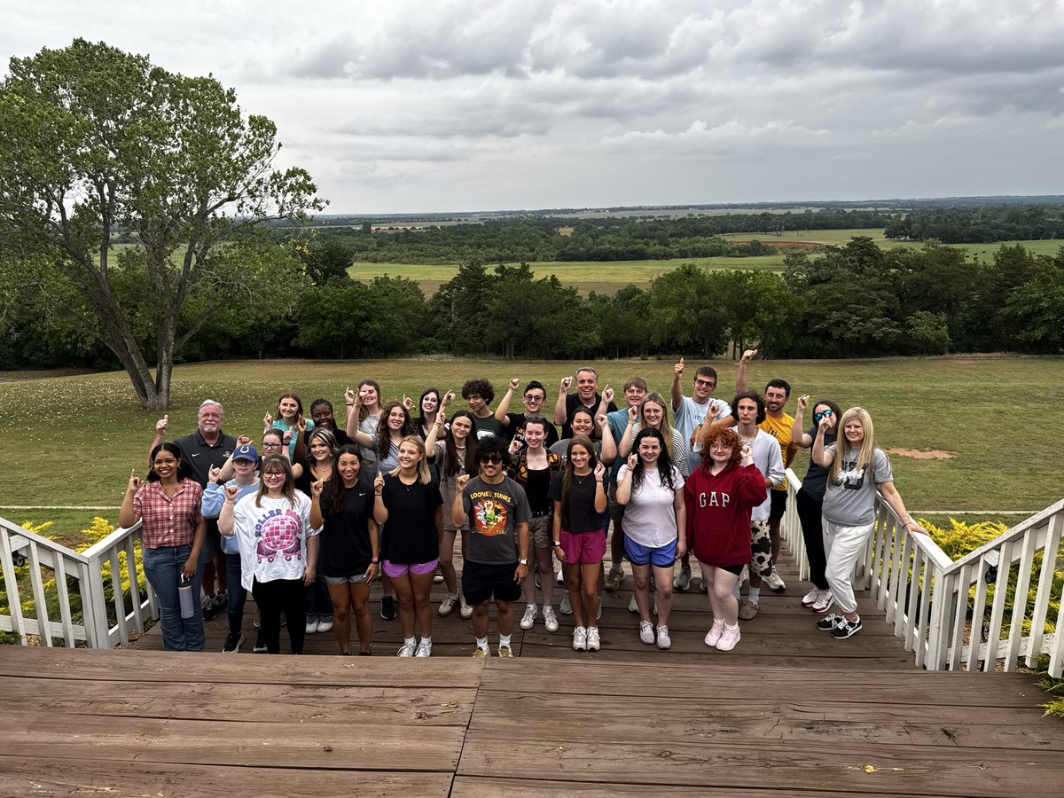DrShaneHunt's tweet photo. Incredible night with our incoming Cameron University PLUS Scholar Freshmen Retreat at an awesome camp in Anadarko.  Incredible group of students from across the State and we are all so excited to have them on campus this Fall.  Go Aggies!!!! https://t.co/dBUgIQhkQJ