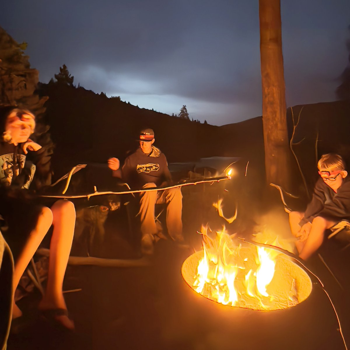 skithebeav's tweet photo. Camping at Beaver Mtn is #beUTAHful. Choose your perfect spot at The Beav: RVs (full / partial hook up and dry), tents, yurt and the lodge. 

Info &amp; reservations: https://t.co/eOL3o673sa

Event space: 
amie@skithebeav.com

▪️ MTB trails open THIS weekend!
 ▪️ Disc golf OPEN! https://t.co/KP4zDfKKph