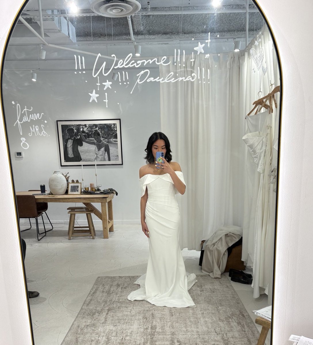 CattardSlim's tweet photo. @KatieMiller @TheDemocrats Oh. Look. She's getting married.
And her husband doesn't have to raise Elons kids. https://t.co/ZuHlETDxRc