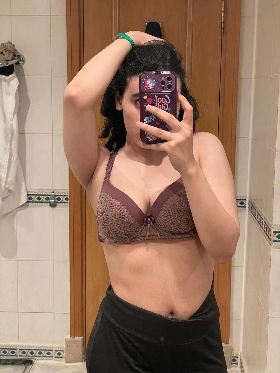 Treeman152's tweet photo. Cucky needed more of his slut shared with everyone https://t.co/Tf6yJwa1d3
