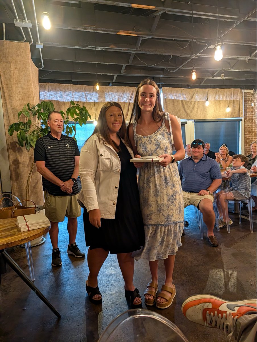 addison_sharp28's tweet photo. Tonight we had our banquet! A HUGE thank you to everyone who supported me through this journey! I received All Region, All State, Offensive player award, and team MVP. I am blessed to receive Culver’s MVP of the year and 7x Player of the game! It is such an honor to be selected! https://t.co/0unWr2aa6x