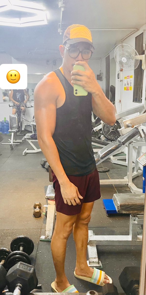 heyitsmegibo's tweet photo. THIRSTday 💪🏻 https://t.co/wGak6xYJIA