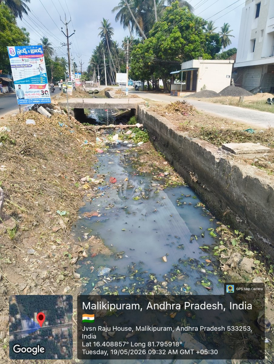 MeherBilla's tweet photo. Respected @PawanKalyan @APDeputyCMO  sir,

Thank you for raising concerns about factory water pollution in Rajahmundry.
Please also focus on villages in Konaseema.

In many Konaseema villages, Panchayats are continuously releasing household drainage into agricultural canals. Farmers have been suffering for many years, but repeated complaints are being ignored. Even the Irrigation Department is allowing this issue to continue every year without permanent action.

Agricultural canals are meant for farming and irrigation — not for sewage disposal. This pollution is slowly destroying fertile lands, canal water quality, and the rural environment.
@JanaSenaParty @IPR_AP @mopr_goi @PIB_India @pibvijayawada @Collectorate_Ks