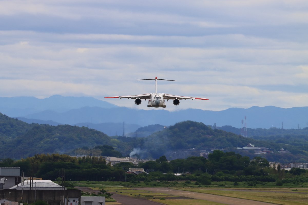 naoki_o_0557's tweet photo. 2026/5/28 岐阜基地
1st
C-2（1201）
おニス、帰ってきた。
ん？ローパス…コンバットピッチかな…
え…
ゑ？？
えぇぇぇゑええヱぇェぇぇ！！！！！
#岐阜基地 https://t.co/I9M8T3PCys