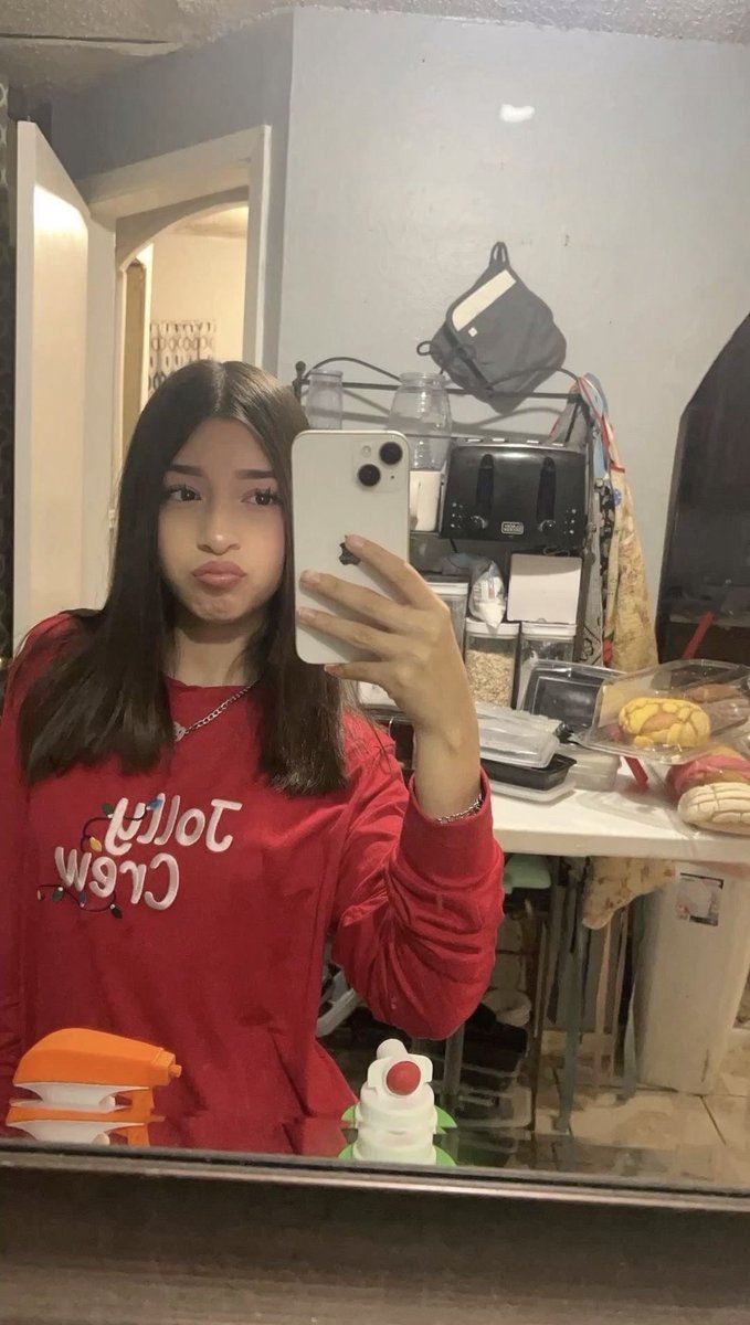 Emily tweet media