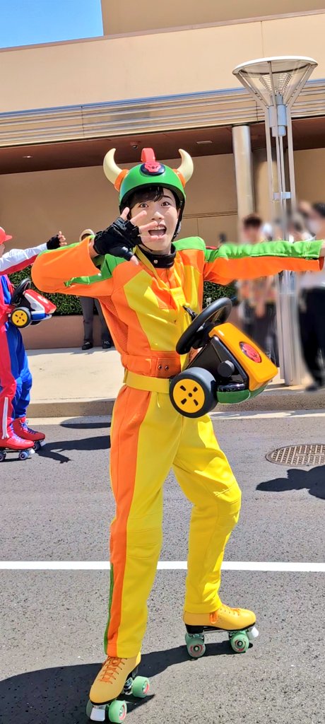 KAWA_USO_USO_'s tweet photo. 2026.5.28
NOLIMITパレード　Discover U!!!
🛼🔥つばさくん
#USJファン #USJ25th https://t.co/N9Sq3Ap2C4
