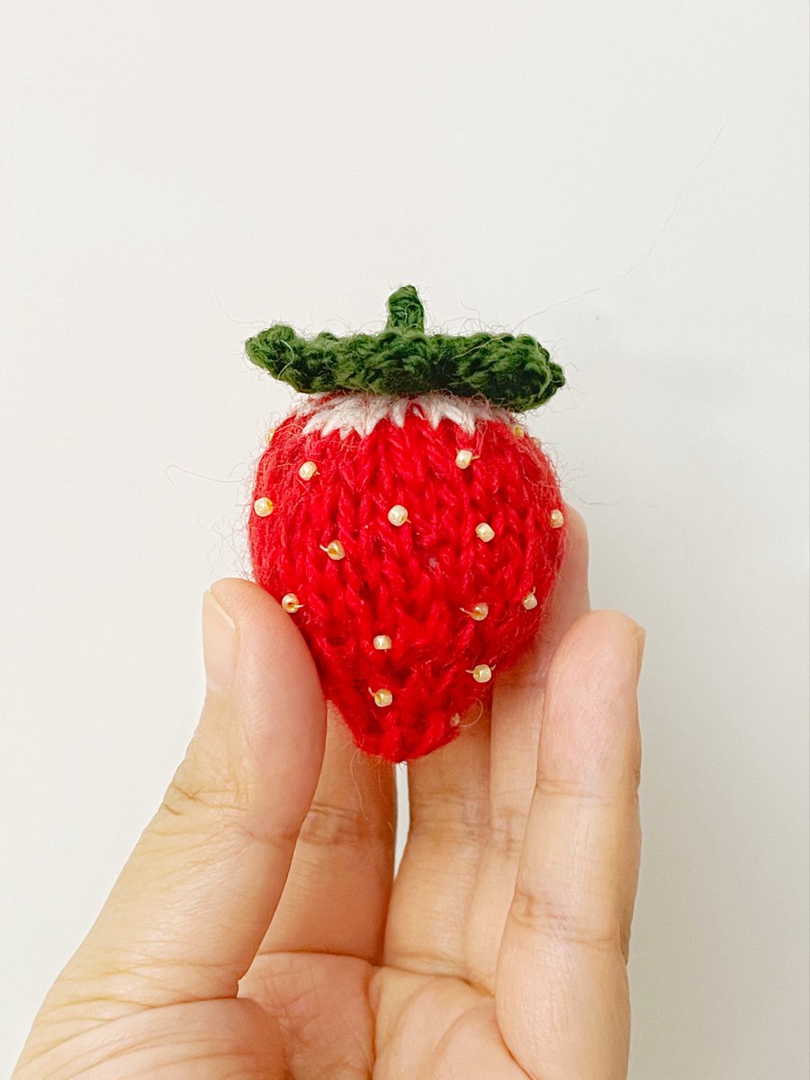 holloknit's tweet photo. ✨6월의 도안 이벤트✨

대바늘 딸기 도안(KR, EN)을 6월 7일까지 무료로 받아보세요🍓

리딤코드는 berry 입니다.

🔗 https://t.co/cGHuCT2Yh8

도안 이벤트를 종종 진행 중이오니 팔로우하고 소식 받아보세요🧶
RT로 응원해주시면 감사하겠습니다. https://t.co/mccnswKFdm