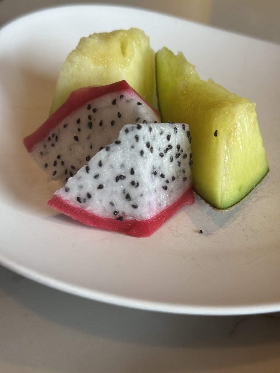 mushisummer's tweet photo. メズム朝食 https://t.co/Jj4zWrnArB