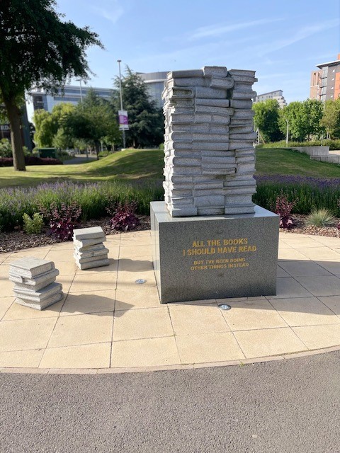 AstonUniLibrary's tweet photo. Good morning all! The Library building will be open today until Midnight. We'll also be here as always online with you until 5pm. You can reach us by phone on 0121 204 4525, email: help@library.aston.ac.uk or Live Chat via the Library Home Page https://t.co/DDiEIN3ej3