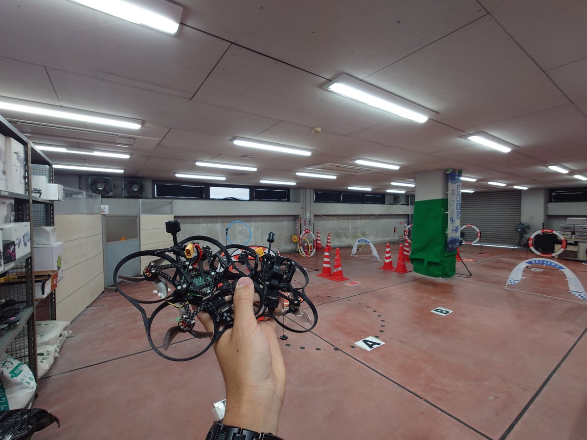 KoiShun_FPV's tweet photo. @drone_fukuoka さんのコースにご招待いただきました⌘

往復の中に色々な要素があり、DJI機も飛ばせる常設コースです！

久しぶりの65ｷﾓﾁｨｲｲｲ https://t.co/a8iW4GQrQU