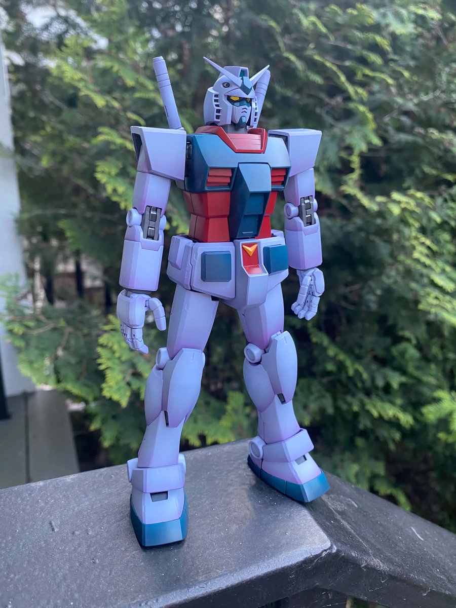 3KOY_'s tweet photo. フルアーマーガンダム(中の人)を塗装しました。TB版のカラーリング、とても似合ってますね。今週内にアーマーと完成できると思います。 https://t.co/Wg6p5UkVWg